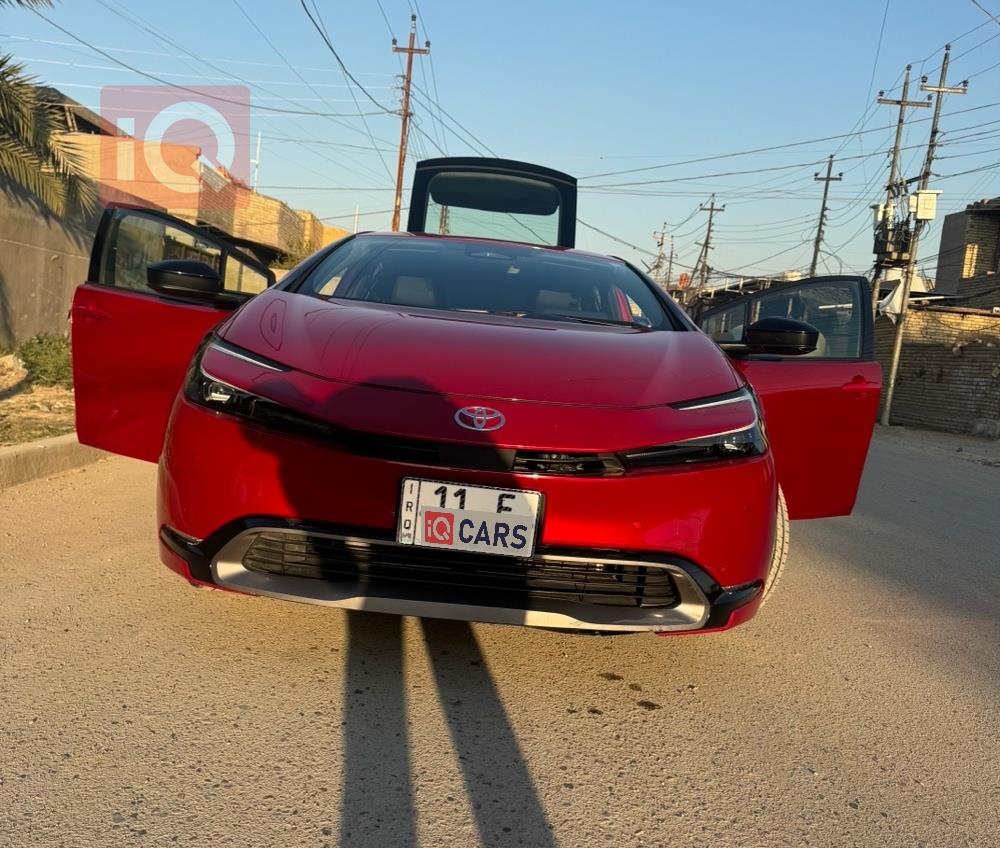 تويوتا بريوس برايم